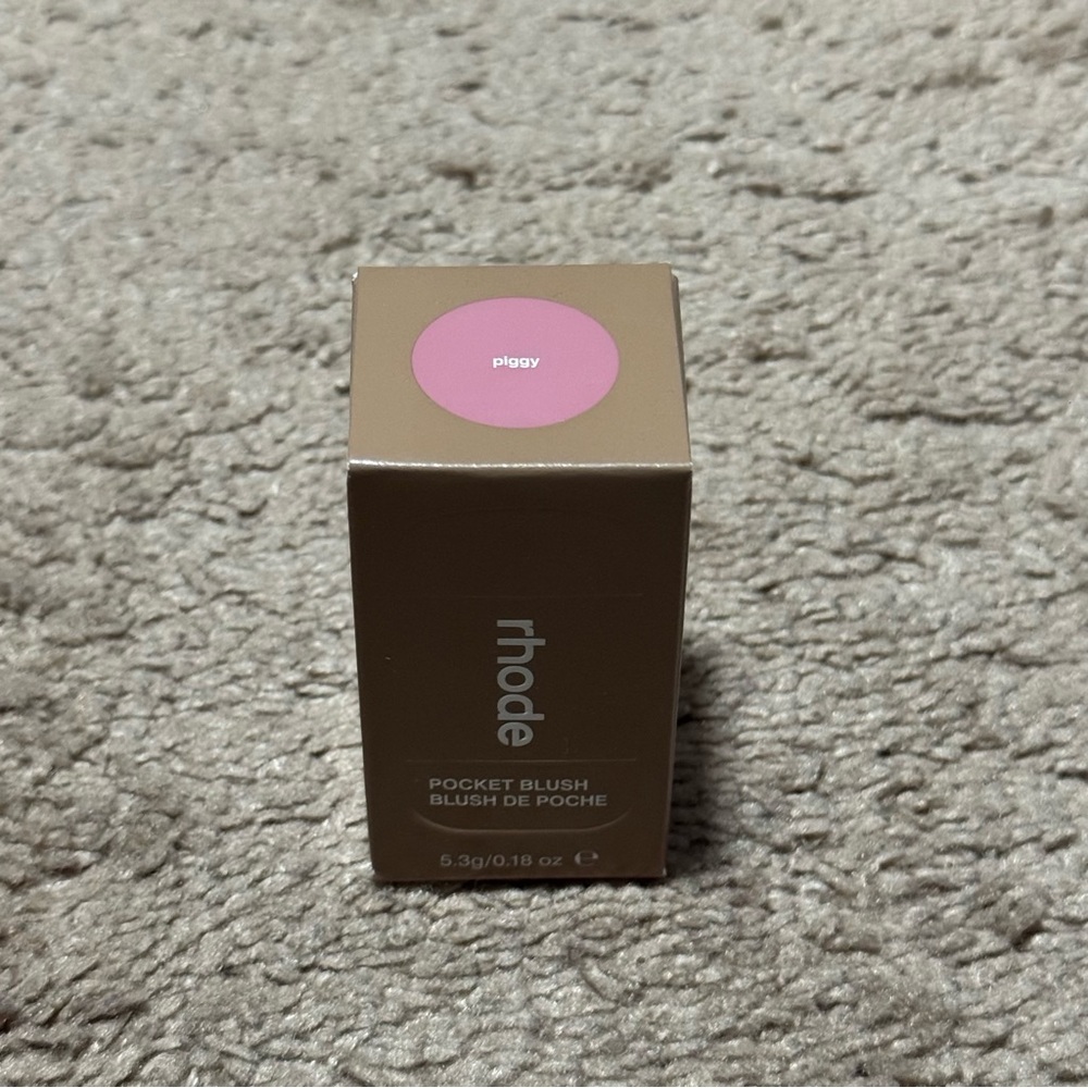 Rhode pocket blush